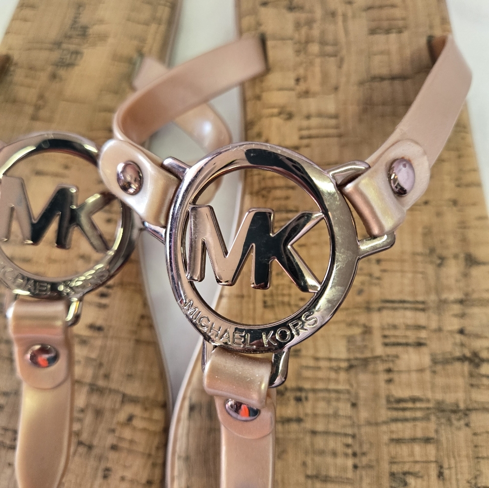 women's Michael Kors Copper jelly thong flip-flop sandals Size 8 - Picture 3 of 11